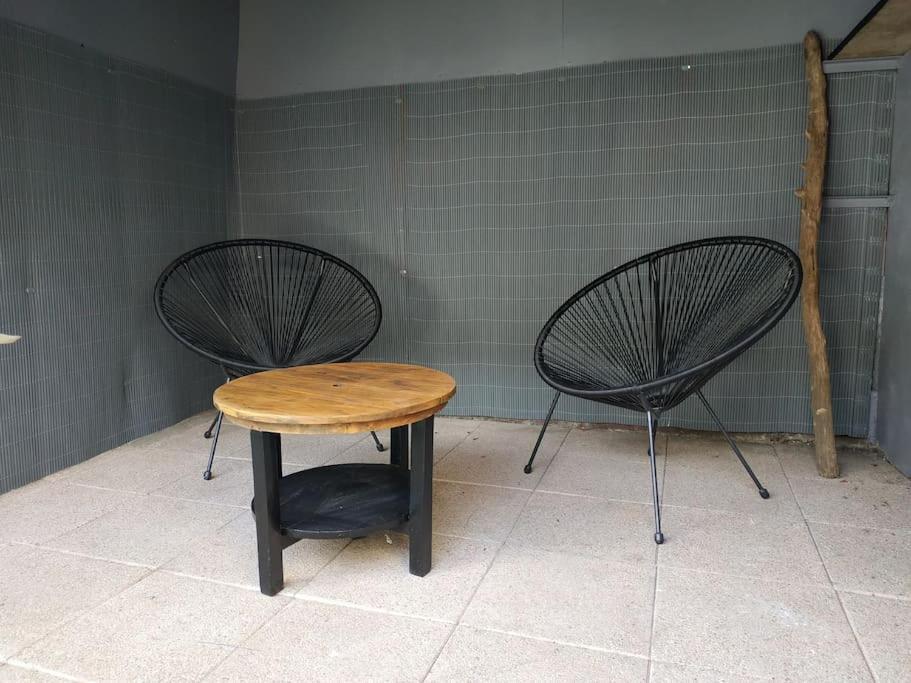 La Lillebonnaise Meuble Au Coeur De Lillebonne Villa Eksteriør billede
