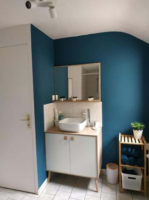 La Lillebonnaise Meuble Au Coeur De Lillebonne Villa Eksteriør billede